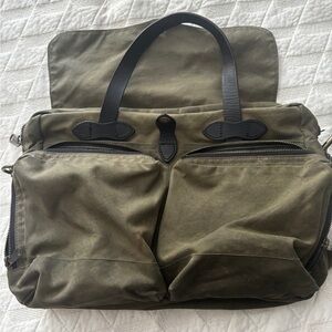 Filson 48-Hour Tin Cloth Duffle Bag - Otter Green